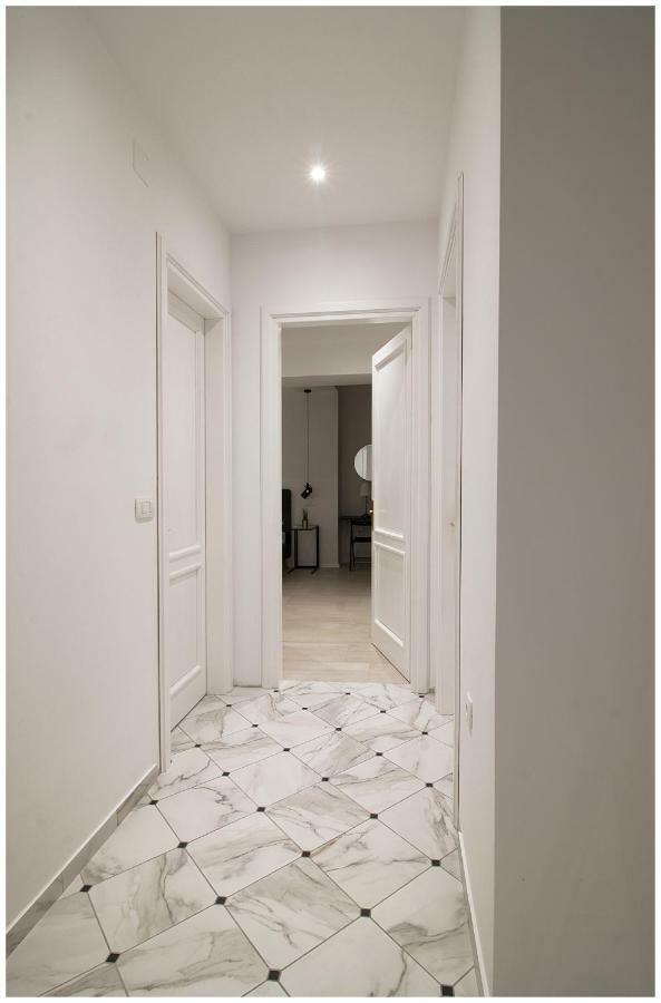 Stylish - Centre Apartment Theatre View Rijeka Exterior foto